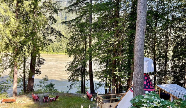 Unique luxury Waterfront Teepees