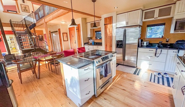 Unique Riverside Chalet with 1 Acre of Forest in Naramata