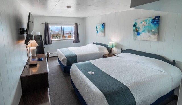 Uptowner Hotel