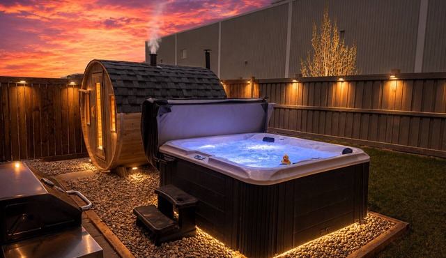 Urban Utopia - Hot Tub - Barrel Sauna - BBQ - Firetable - AC