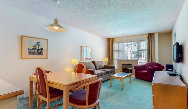 Whistler - Glacier Lodge 203