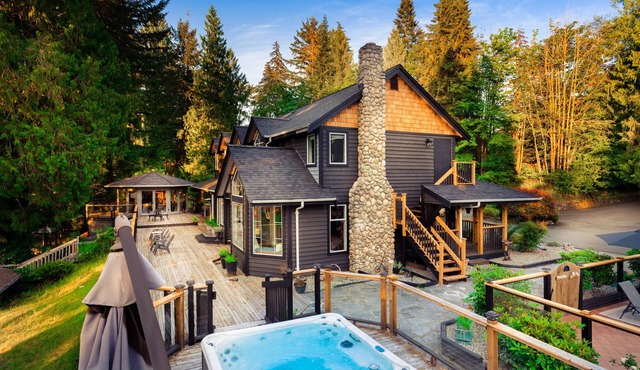 Your Private Resort Awaits! Come make memories no matter what the season.