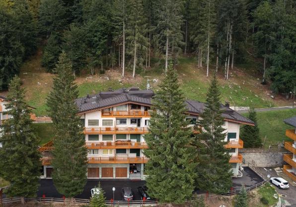 Fevri apartment in Madonna di Campiglio