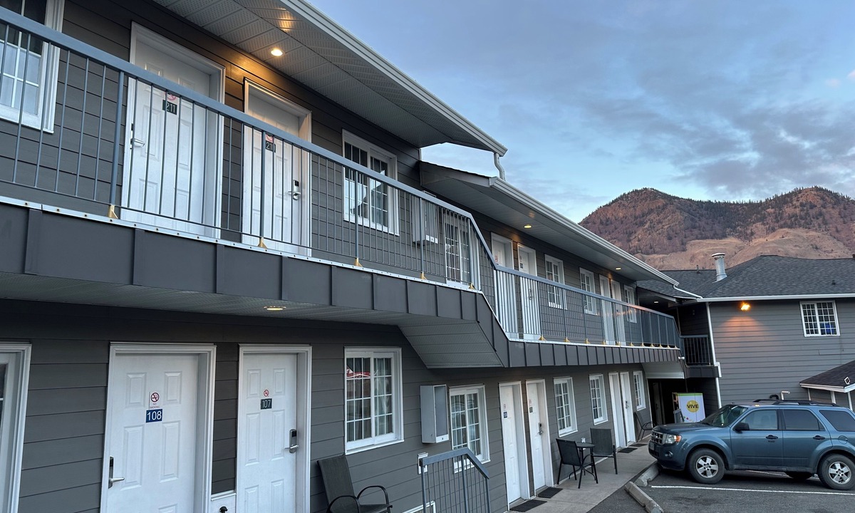 Valleyview Hotel | Kings Motor Inn
