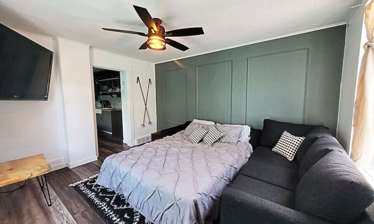East Kootenay House | Platzl Pad in Downtown Kimberley