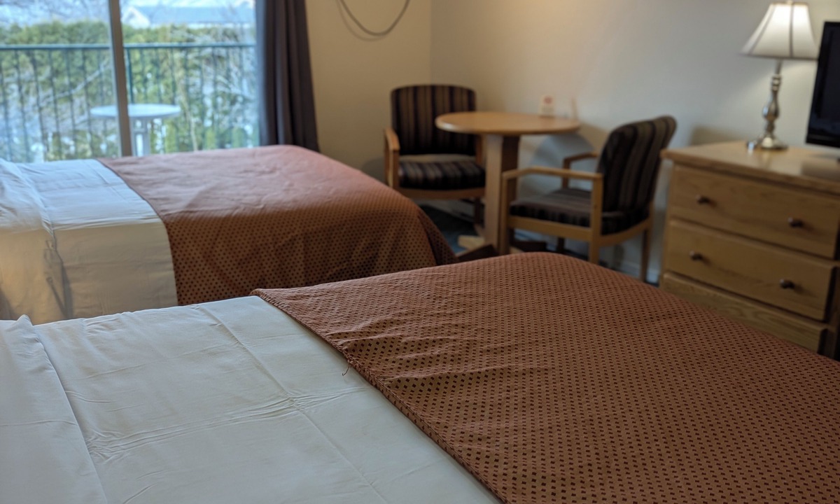 Okanagan-Similkameen Hotel | Summerland Motel