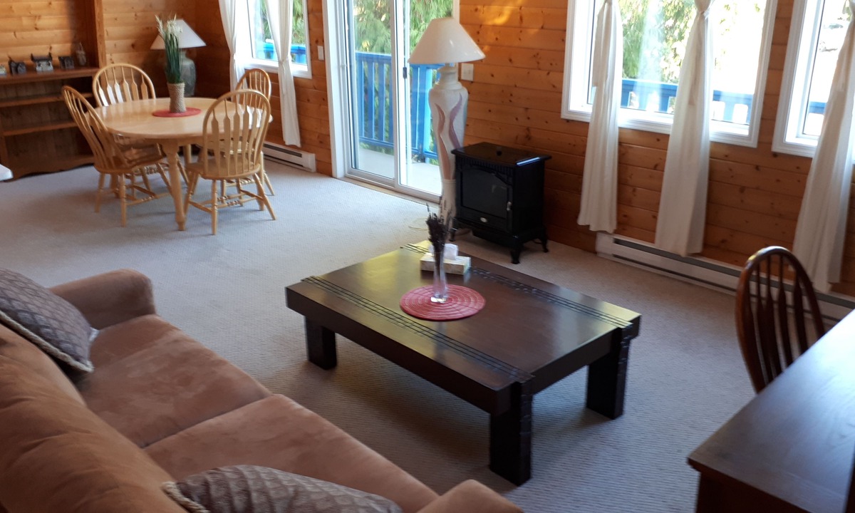 Salt Spring Island Cabin | Mineral Springs Resort