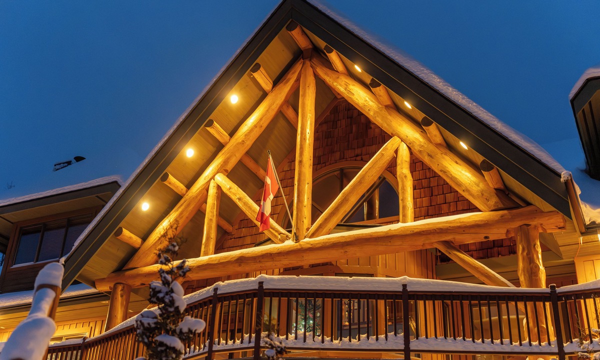 Golden Cabin | Vagabond Lodge at Kicking Horse Resort