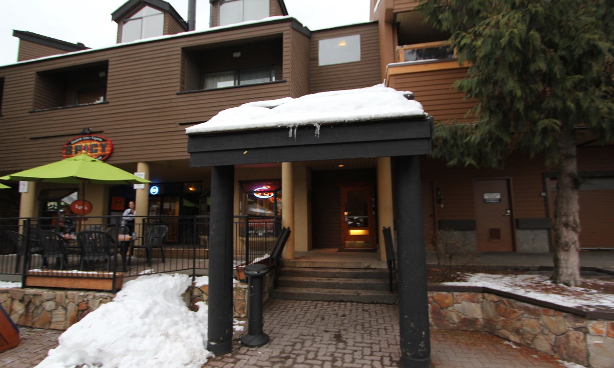 Whistler Village Condo | Rainbow Suites by Whistler Retreats