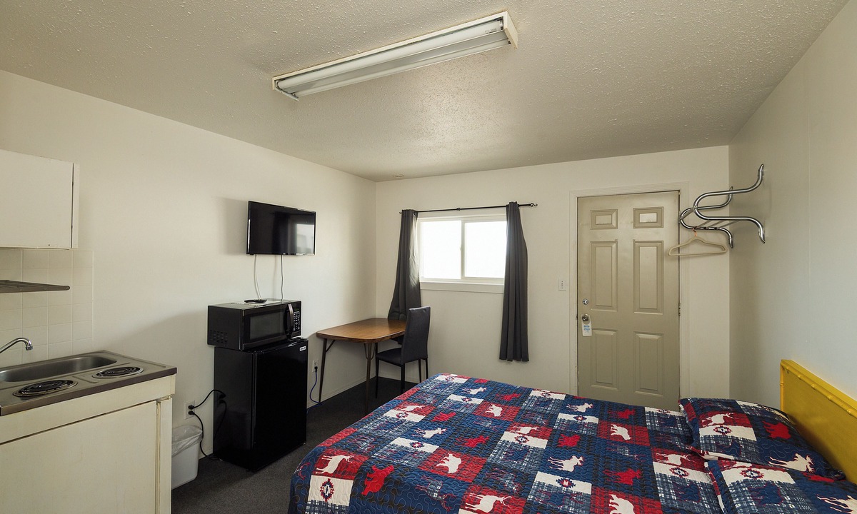 Provost Hotel | Deerhead Inn
