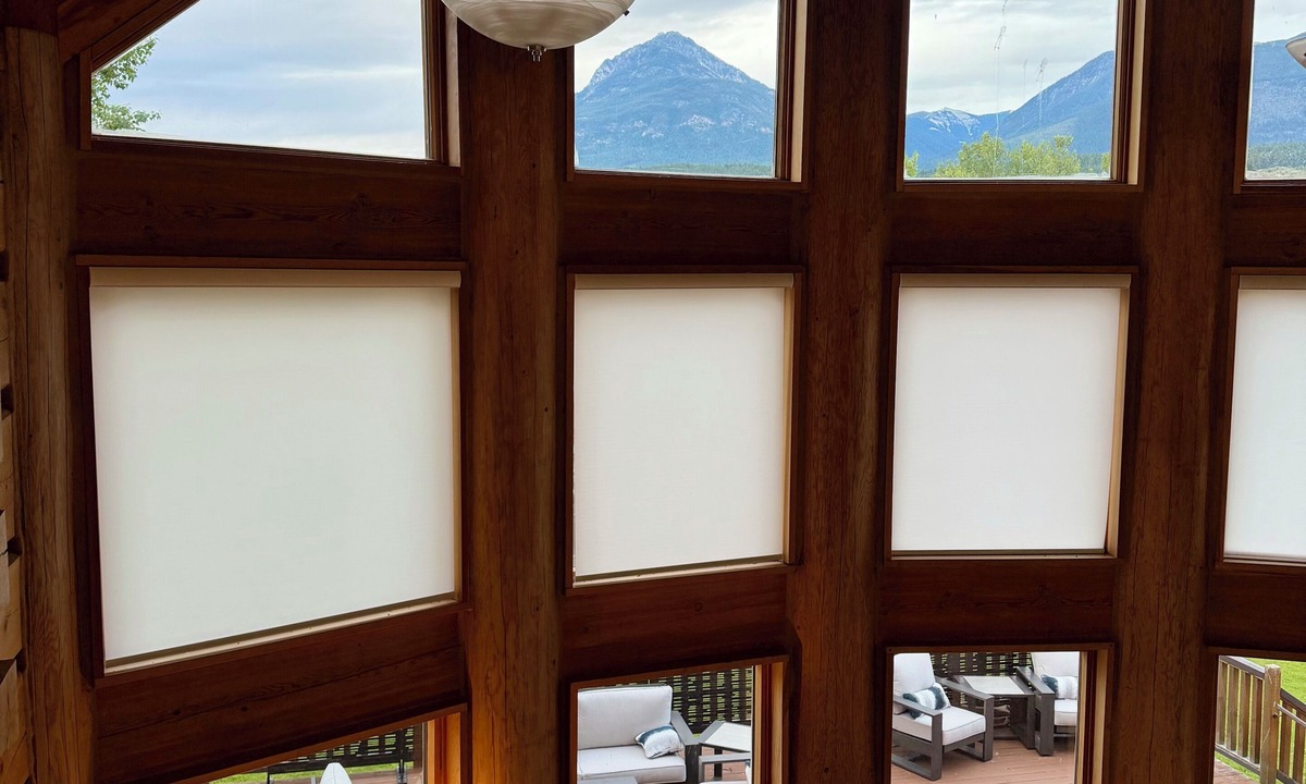 Golden Hotel | Lodge and Lantern