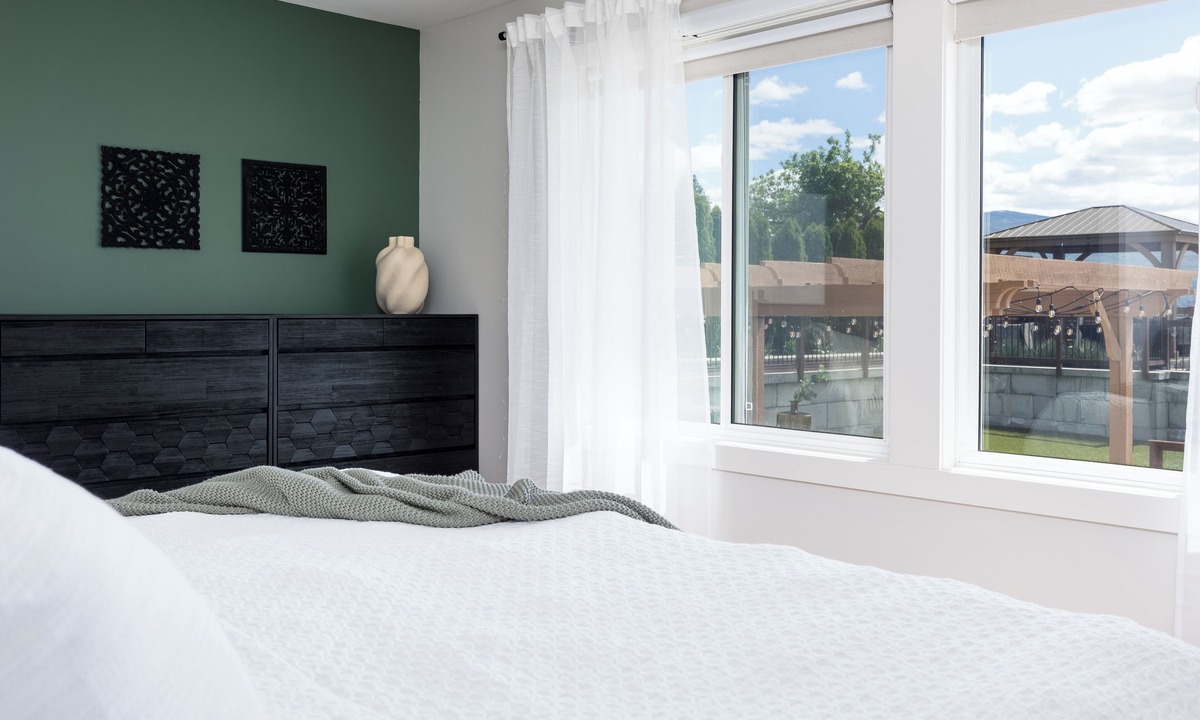 Central Okanagan Bed & Breakfast | Vineyard Views