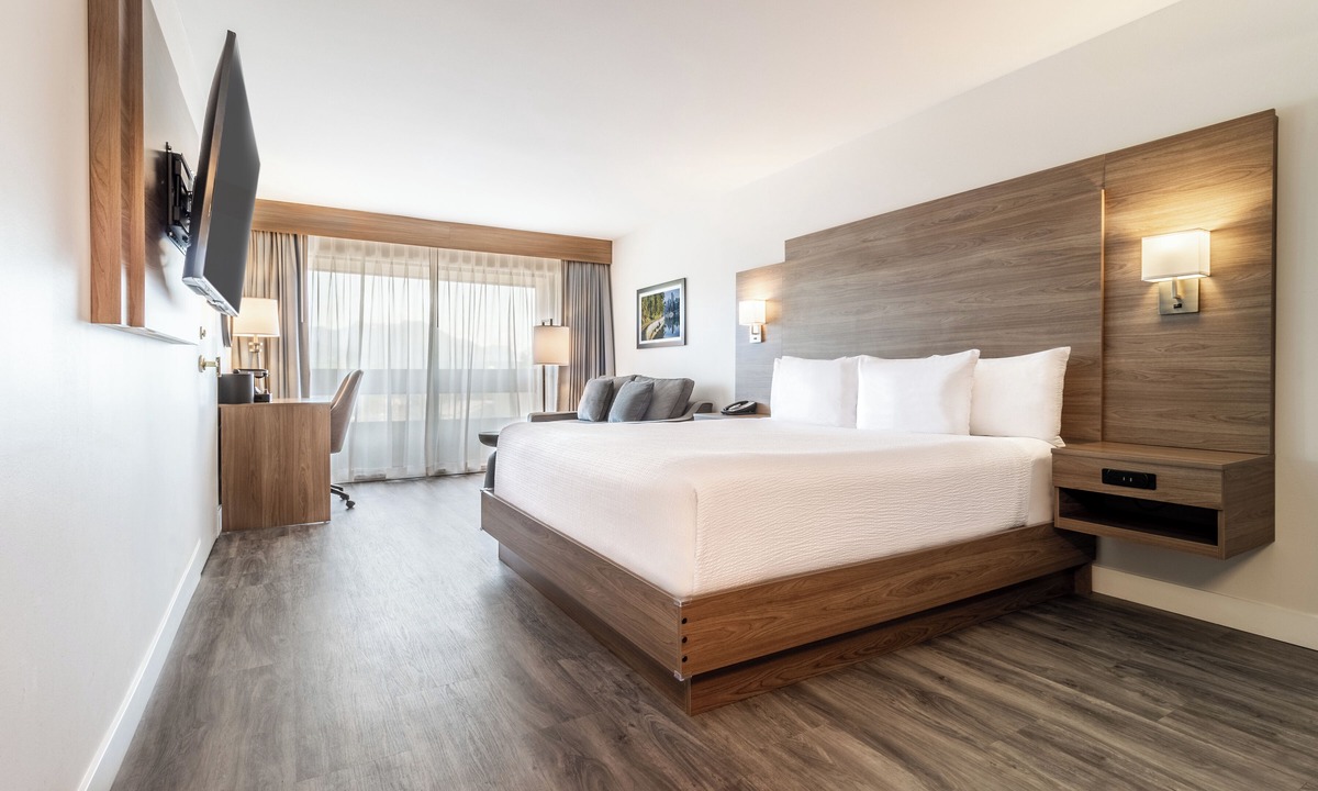 Hastings Hotel | Atrium Hotel Vancouver