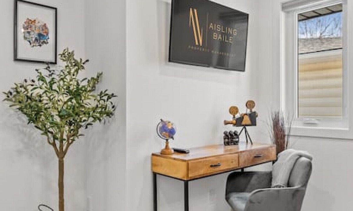 Southeast Calgary Apartment | Duke & Duchess | Central | Upscale | Families/Pets