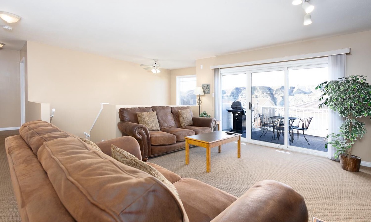 Lethbridge Condo | Paradise Canyon Golf Resort - Luxury Condo U403