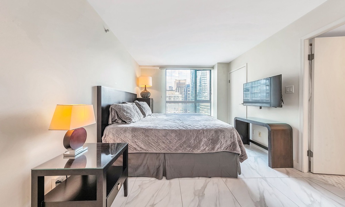Coal Harbour Condo | Coal Harbour Ocean View Condo in Downtown Vancouver