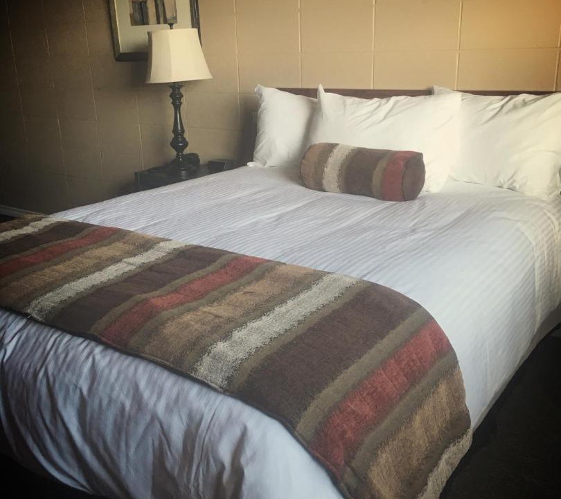 Vegreville Hotel | Vegreville Garden Inn