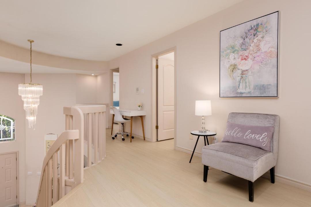 Richmond House | Spacious 5 BR Family Home Near YVR&Vancouver