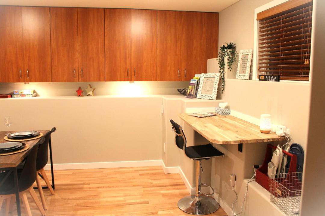 Saanich West Bed & Breakfast | Nestled Inn Bed and Breakfast