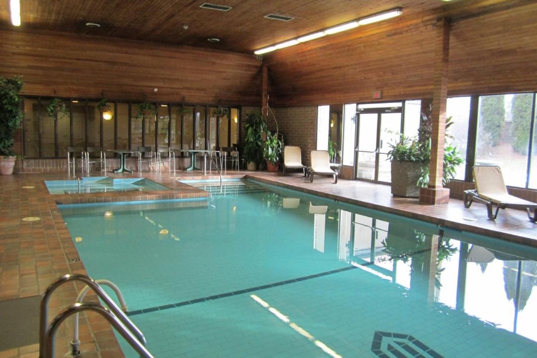 Dilworth Mountain Estates Hotel | Ramada by Wyndham Kelowna Hotel & Conference Center