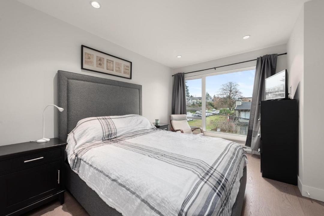 Lower Lonsdale House | Elite Townhouse at the Shipyaards