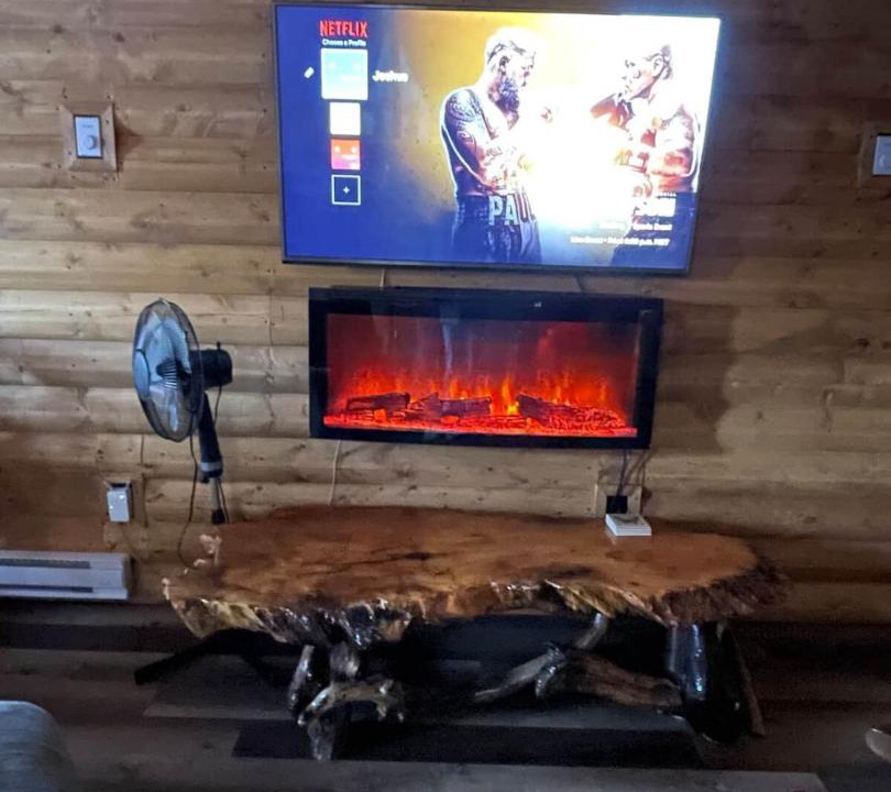 Division No. 11 House | The Longhorn cabin - Bear Creek Cabins