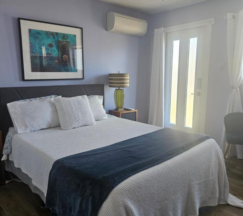 Oliver Bed & Breakfast | Global Village Permaculture BnB
