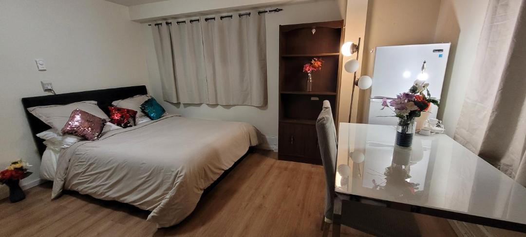 Richmond City Centre House | Leisure Time Holiday Guesthouse 悠闲时光民宿
