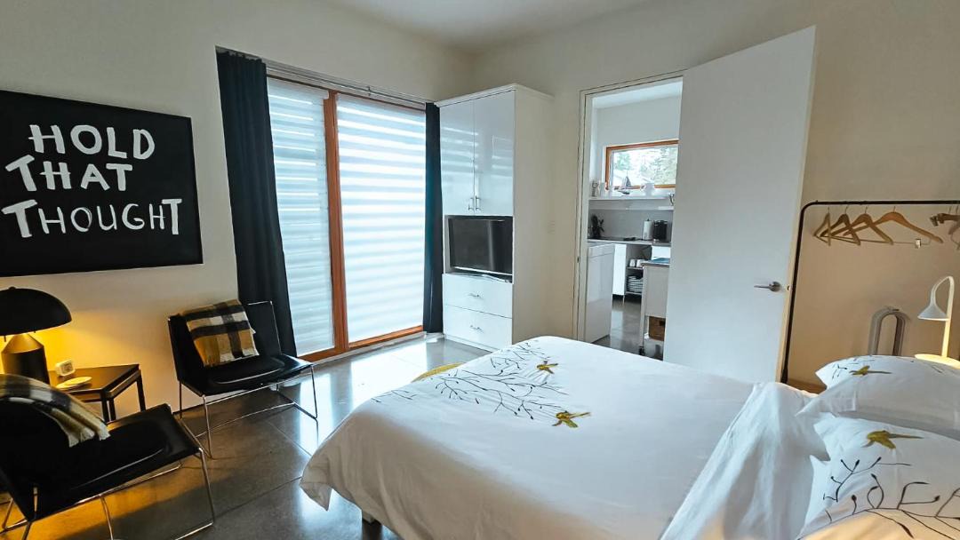 Duncan Apartment | The Cube Cow Bay Suite