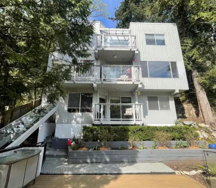 Horseshoe Bay House | Cliff House