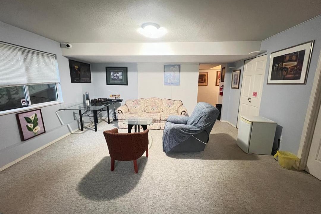 Townline Hill Bed & Breakfast | Cozy Nook in Fraser Valley Getaway with Breakfast
