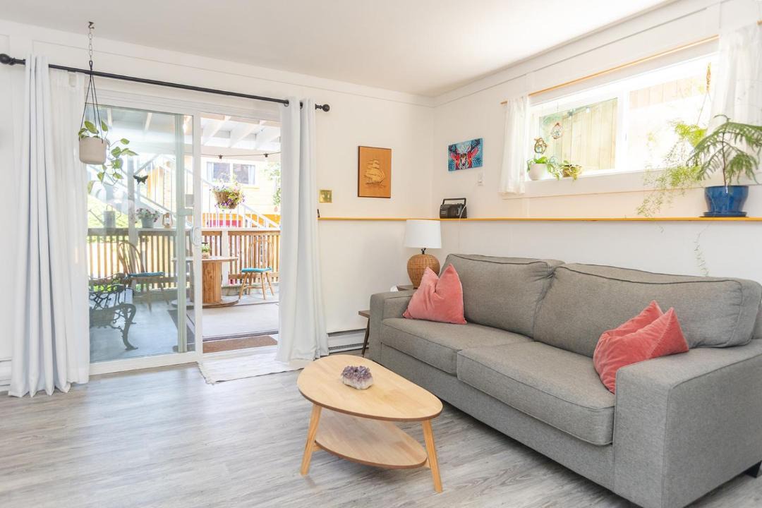 Chemainus Apartment | The Wayward Inn