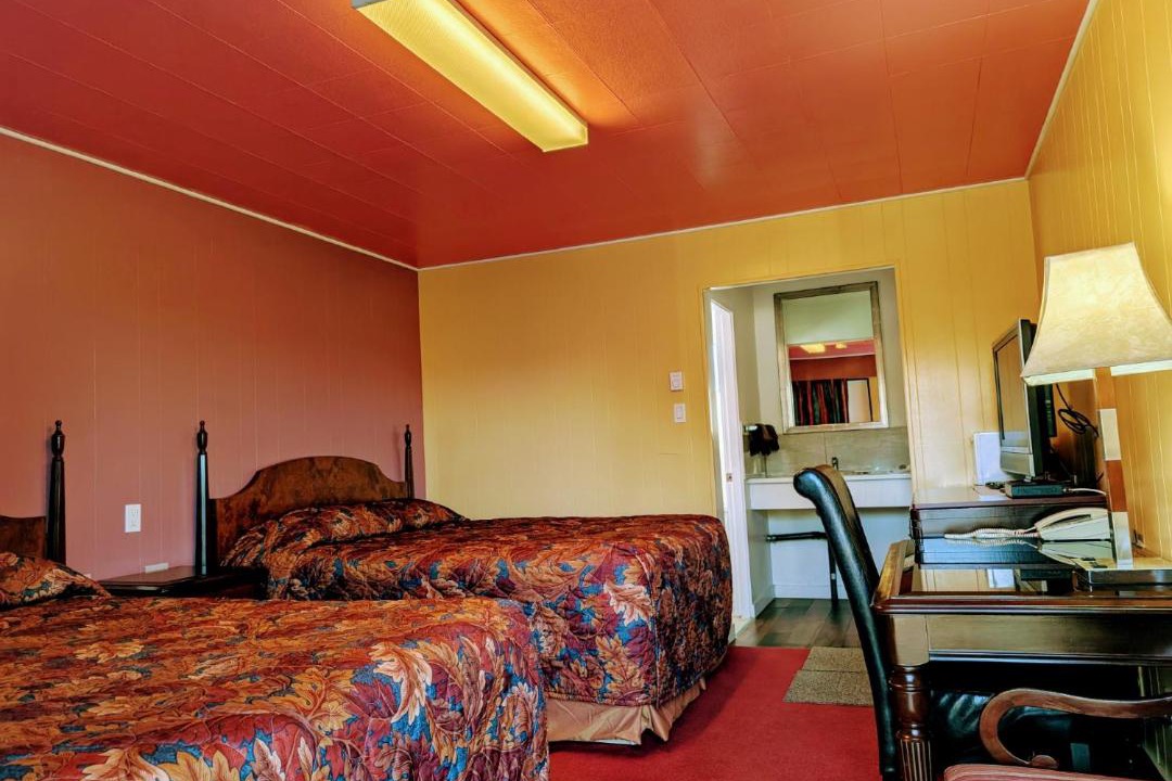 Quesnel Hotel | Gold Pan Motel