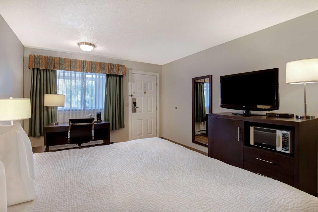 Vernon Hotel | Days Inn by Wyndham Vernon