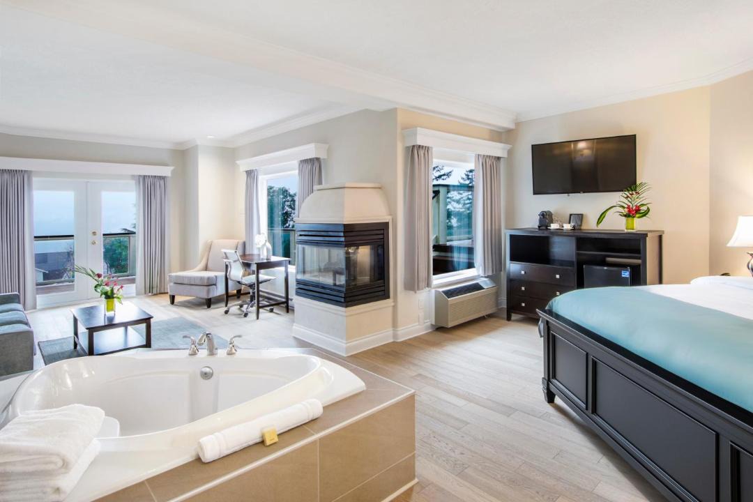 Malahat Resort | Villa Eyrie Resort