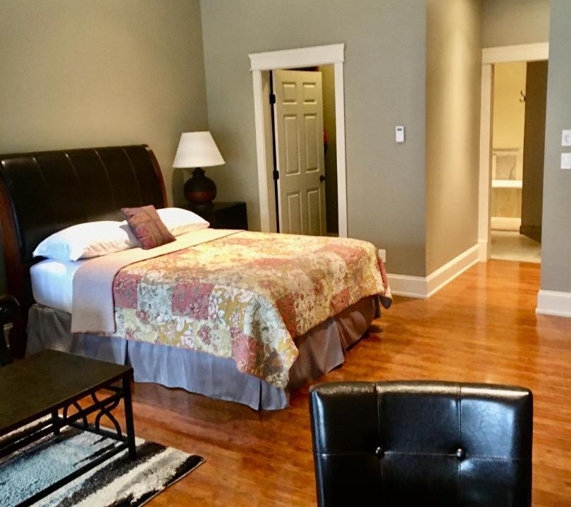 Balfour House | Kootenay Wild Guest Suites