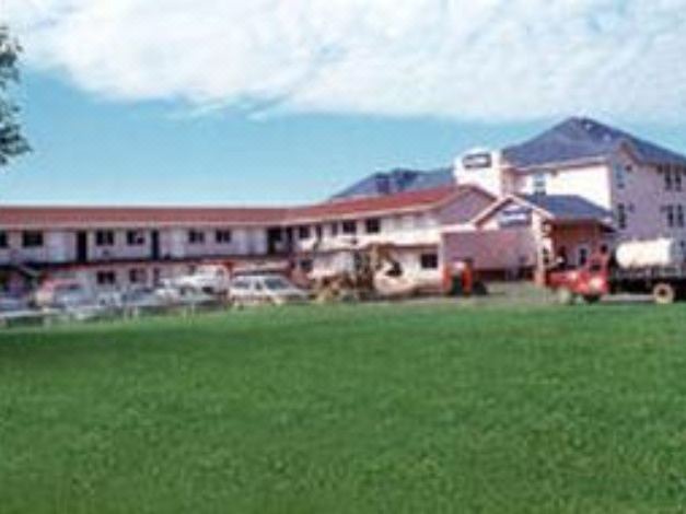 Photo of Buildings in Leduc