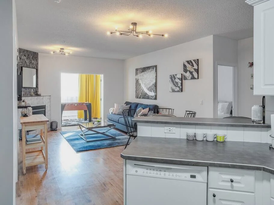 Photo of Livingroom in Beltline