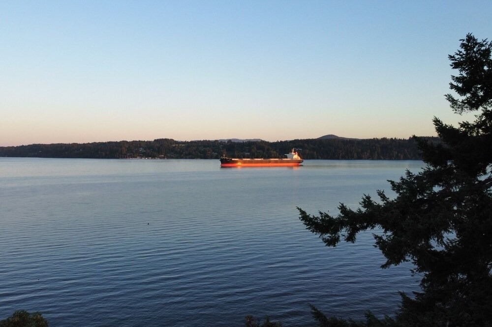 Photo of Others in Genoa Bay