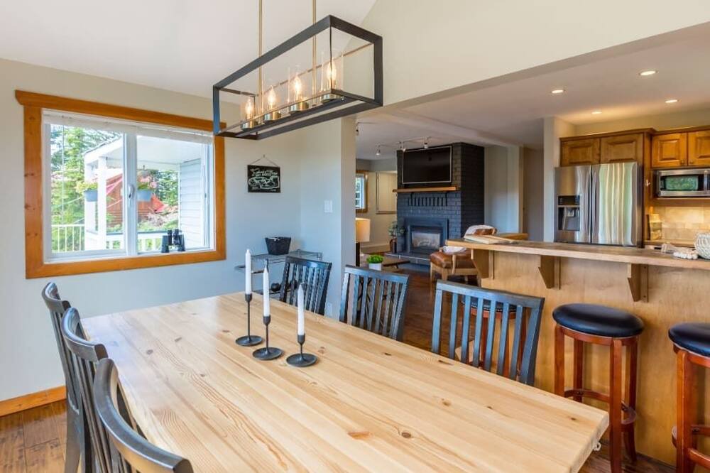 Photo of Livingroom in Silver Star Mountain