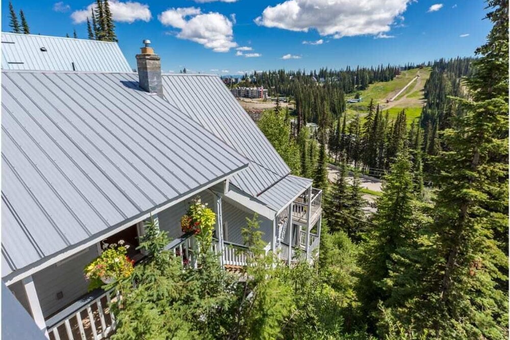 Photo of Outdoor in Silver Star Mountain