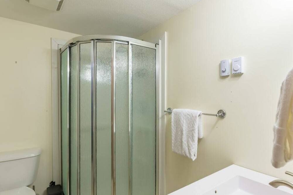Photo of Bathroom in Silver Star Mountain