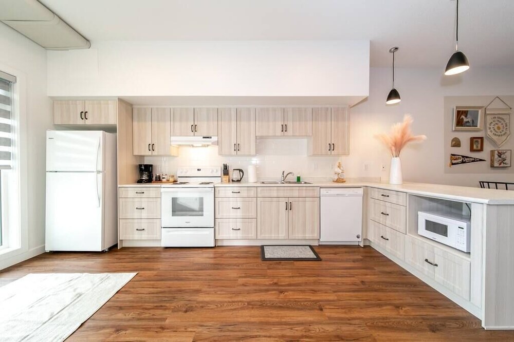 Photo of Kitchen in North Central Edmonton