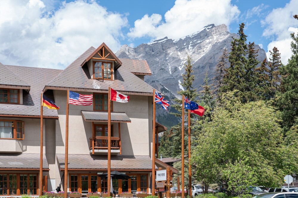 Photo of Others in Banff