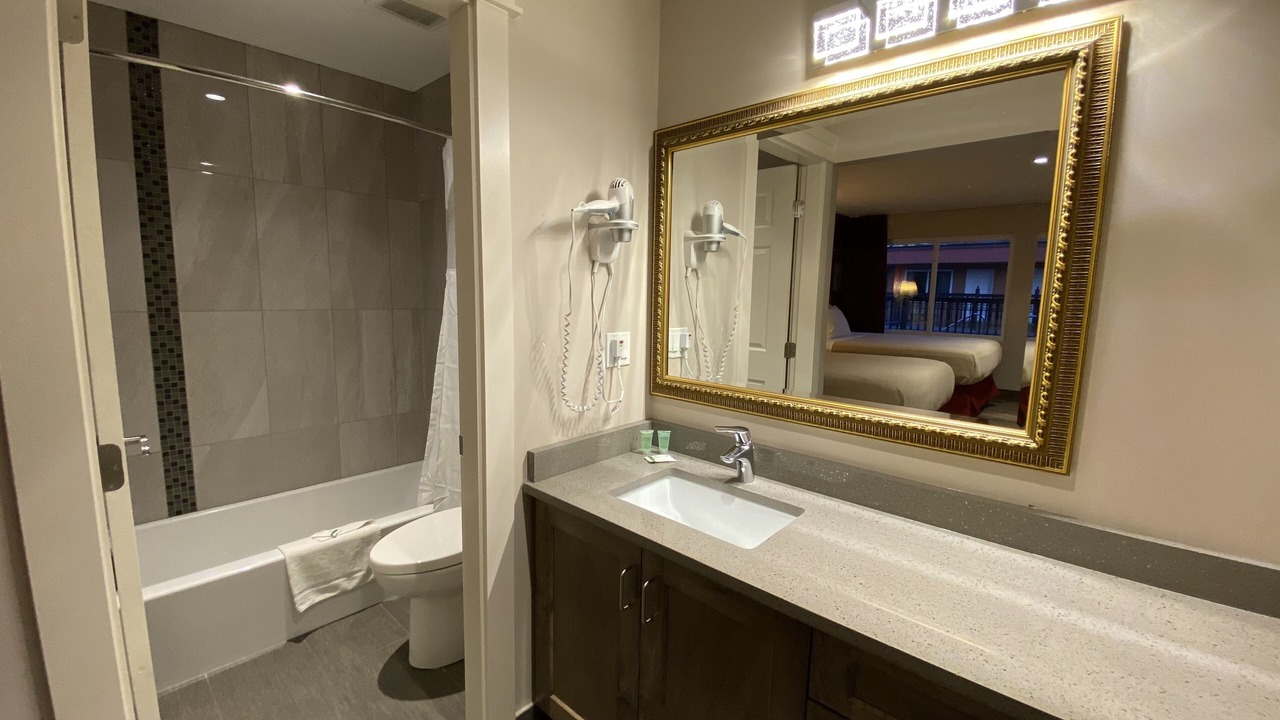 Photo of Bathroom in Osoyoos