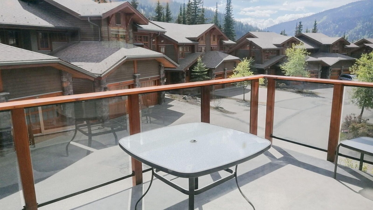 Photo of Others in Sun Peaks