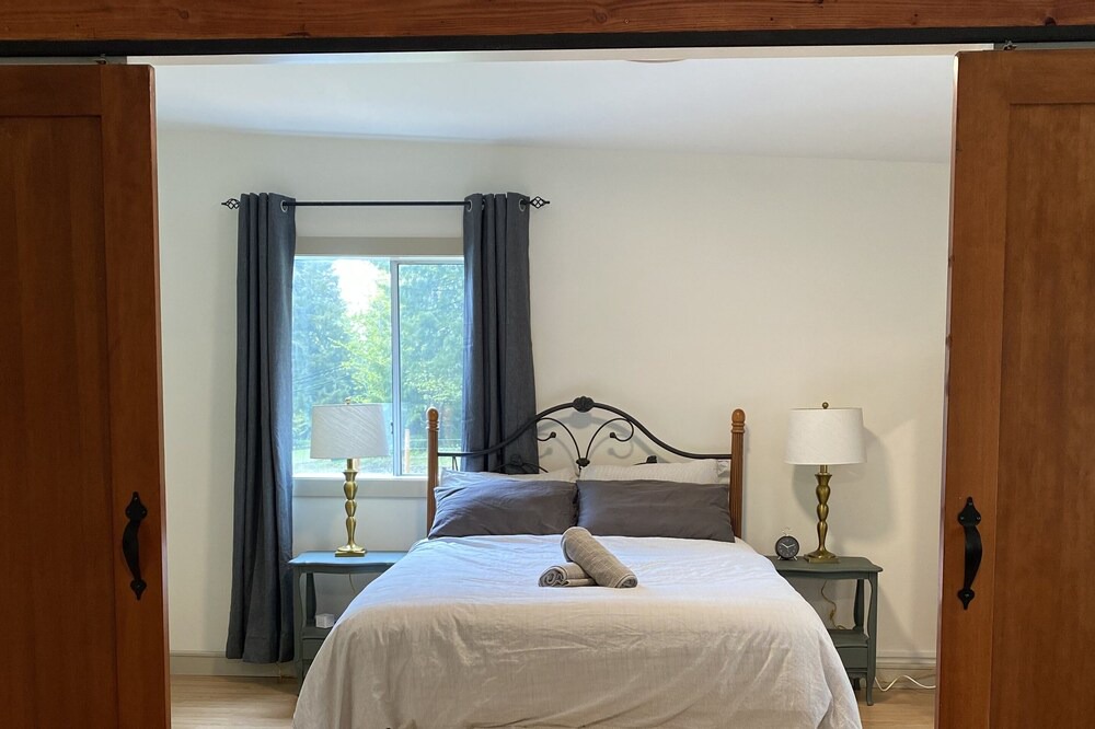 Photo of Bedroom in Duncan