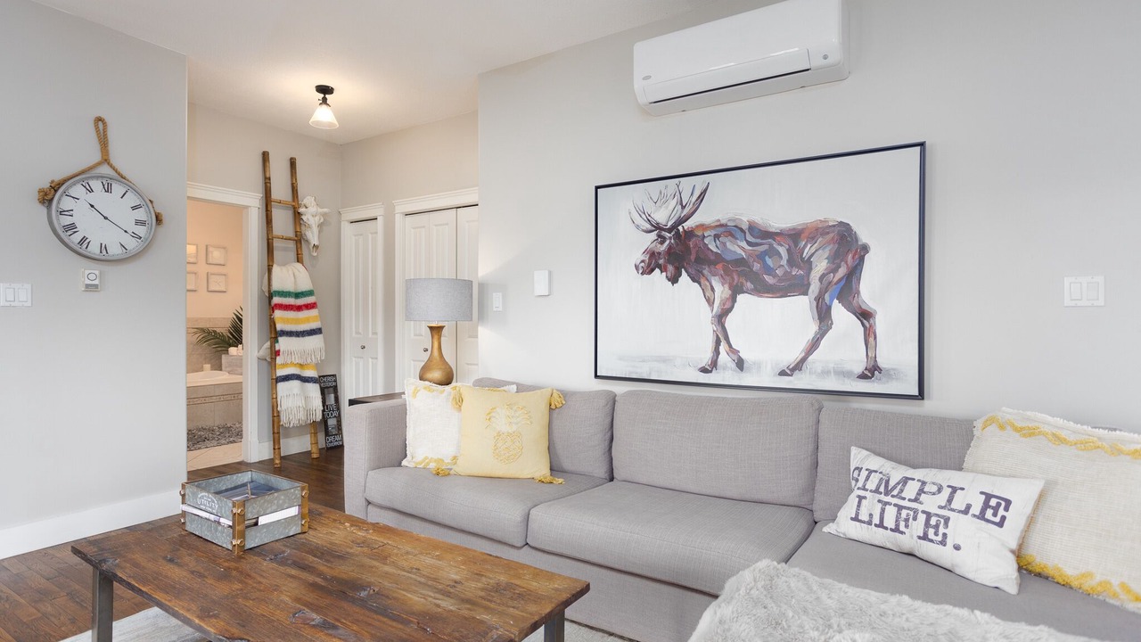 Photo of Livingroom in Central Okanagan