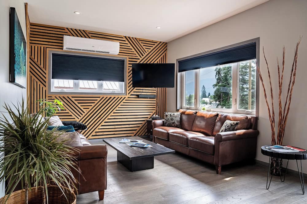 Photo of Livingroom in Revelstoke