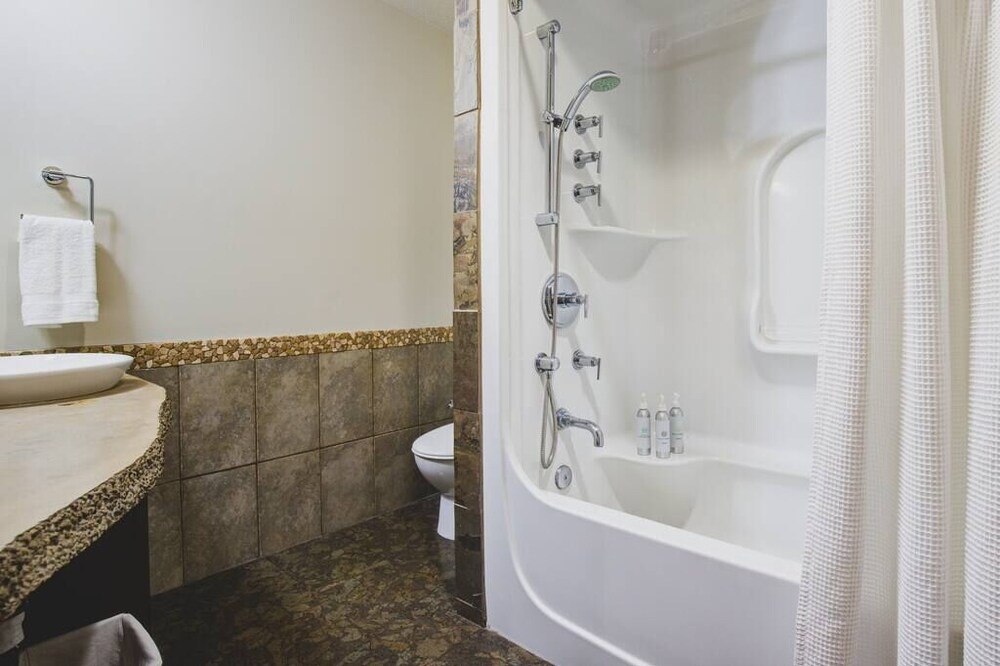 Photo of Bathroom in Cougar Creek